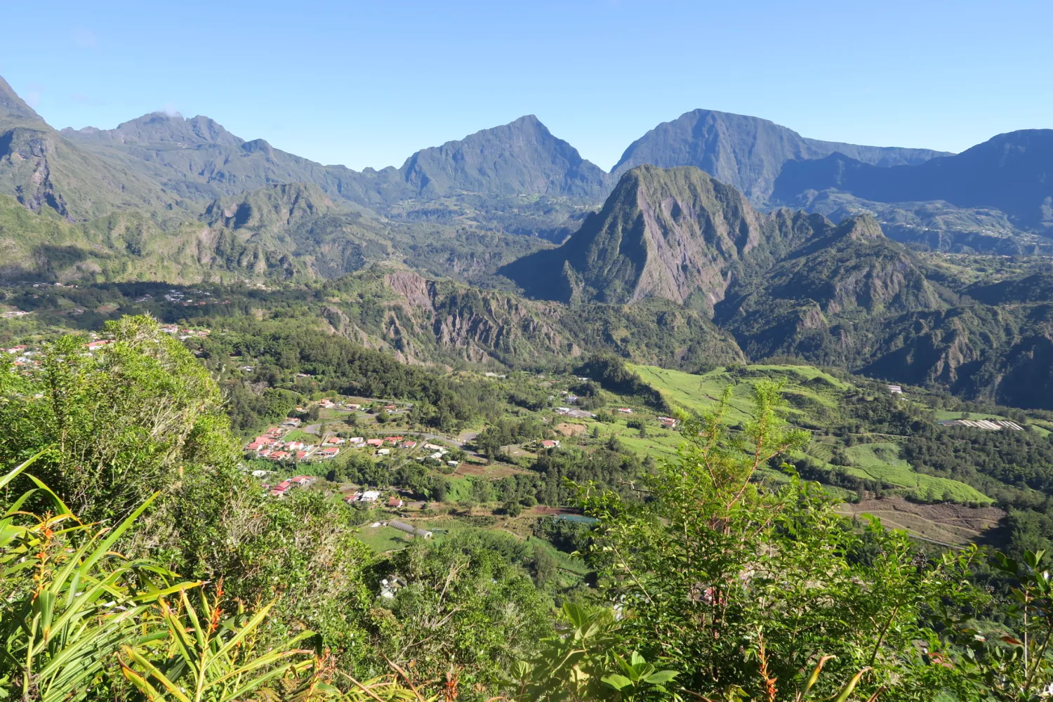 Cirque de Salazie — Cascades et villages